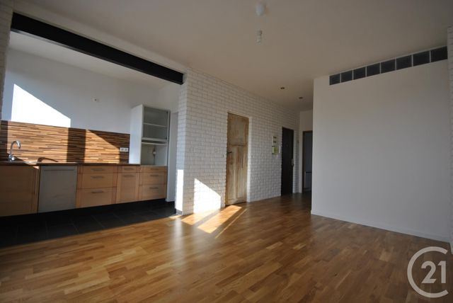 Appartement F2 à vendre - 2 pièces - 40.4 m2 - MOISSY CRAMAYEL - 77 - ILE-DE-FRANCE - Century 21 Agence Du Morbras