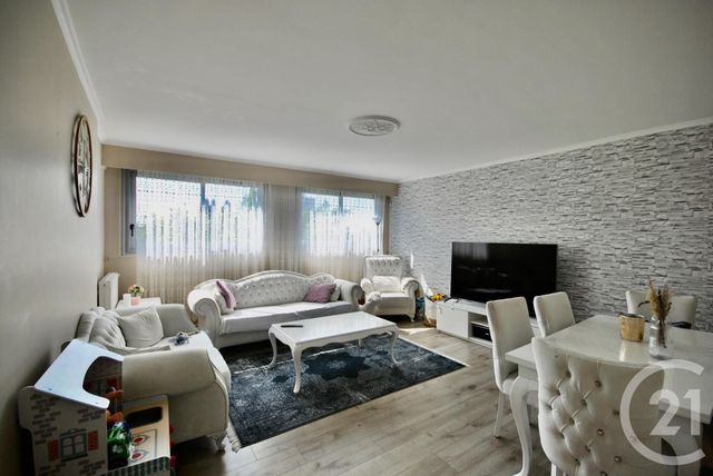 Appartement F3 à vendre - 3 pièces - 70.1 m2 - SUCY EN BRIE - 94 - ILE-DE-FRANCE - Century 21 Agence Du Morbras