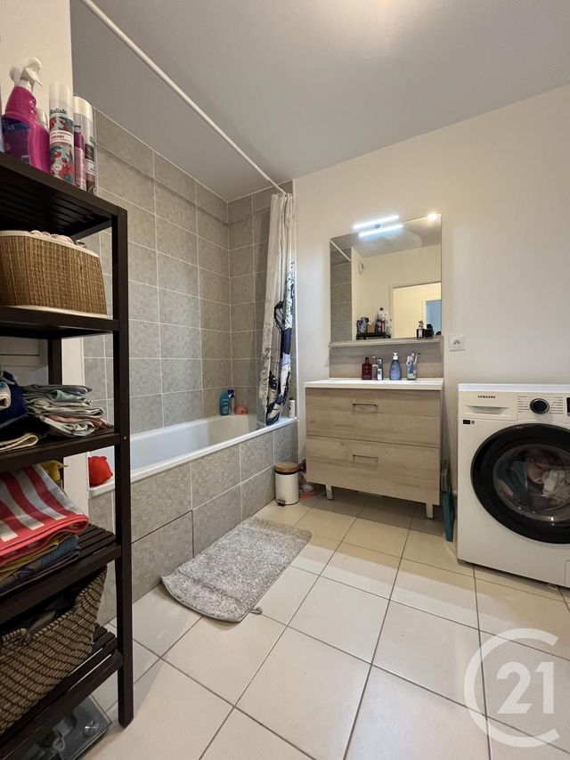 Appartement F3 à vendre - 3 pièces - 61.0 m2 - SUCY EN BRIE - 94 - ILE-DE-FRANCE - Century 21 Agence Du Morbras