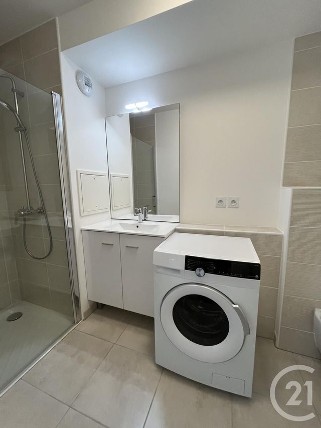 Appartement F2 à louer - 2 pièces - 43.6 m2 - SUCY EN BRIE - 94 - ILE-DE-FRANCE - Century 21 Agence Du Morbras