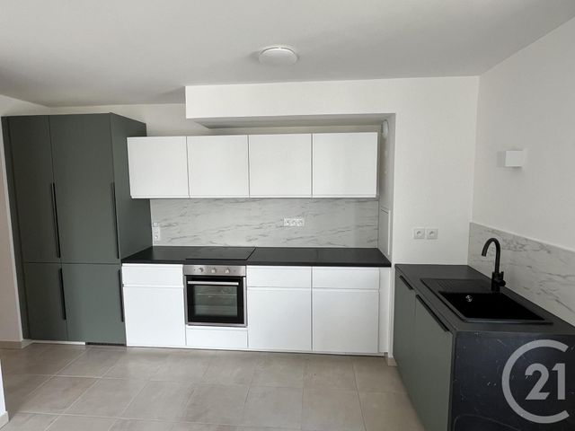 Appartement F2 à louer - 2 pièces - 43.6 m2 - SUCY EN BRIE - 94 - ILE-DE-FRANCE - Century 21 Agence Du Morbras