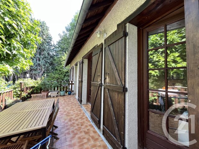 maison à louer - 5 pièces - 117.0 m2 - ORMESSON SUR MARNE - 94 - ILE-DE-FRANCE - Century 21 Agence Du Morbras