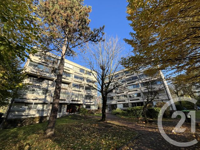 Appartement F3 à louer - 3 pièces - 73.0 m2 - SUCY EN BRIE - 94 - ILE-DE-FRANCE - Century 21 Agence Du Morbras