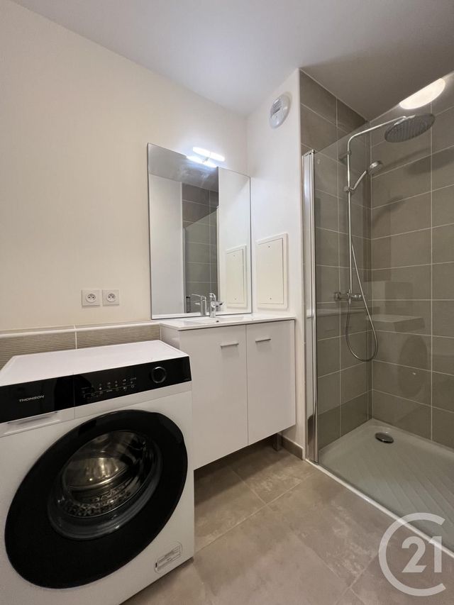 Appartement F2 à louer - 2 pièces - 41.53 m2 - SUCY EN BRIE - 94 - ILE-DE-FRANCE - Century 21 Agence Du Morbras
