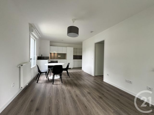 Appartement F2 à louer - 2 pièces - 41.53 m2 - SUCY EN BRIE - 94 - ILE-DE-FRANCE - Century 21 Agence Du Morbras