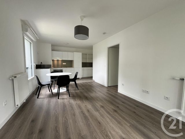 Appartement F2 à louer - 2 pièces - 41.53 m2 - SUCY EN BRIE - 94 - ILE-DE-FRANCE - Century 21 Agence Du Morbras