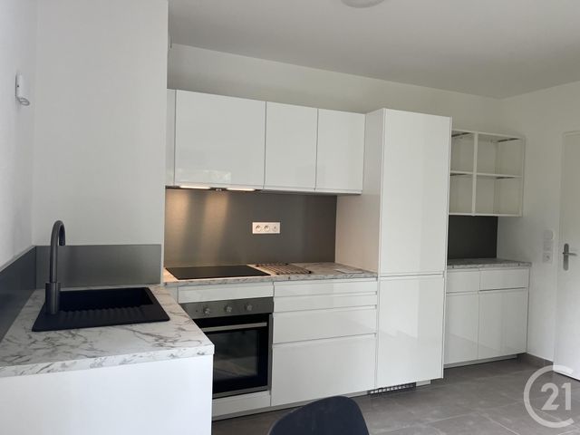 Appartement F2 à louer - 2 pièces - 41.53 m2 - SUCY EN BRIE - 94 - ILE-DE-FRANCE - Century 21 Agence Du Morbras