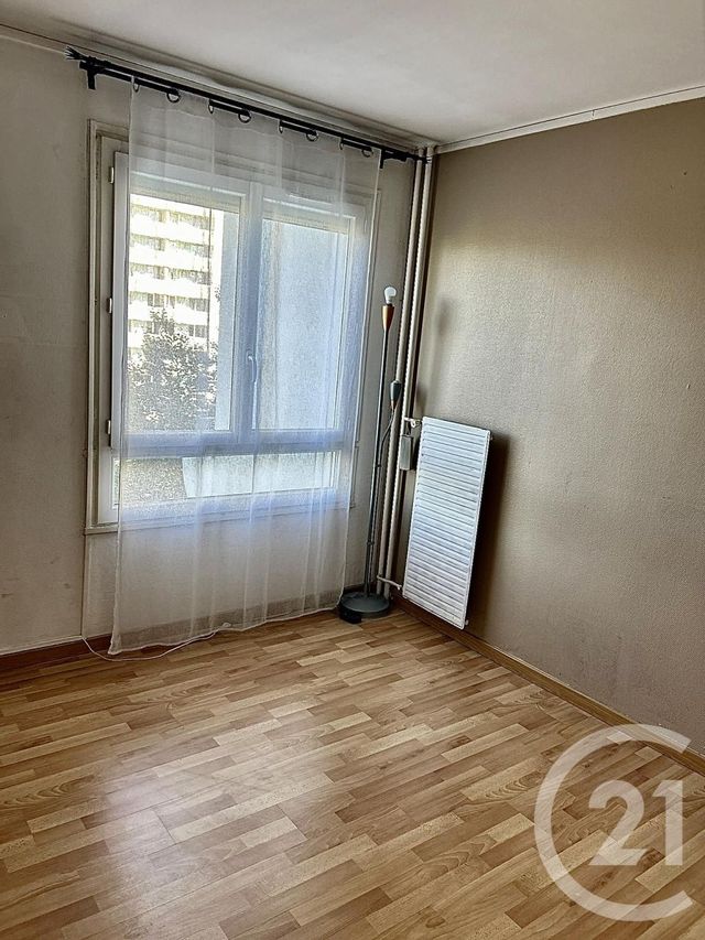 Appartement F4 à vendre - 4 pièces - 84.02 m2 - BOISSY ST LEGER - 94 - ILE-DE-FRANCE - Century 21 Agence Du Morbras