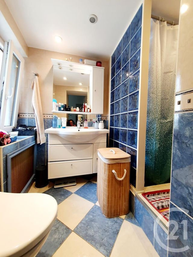 Appartement F2 à vendre - 2 pièces - 47.39 m2 - BOISSY ST LEGER - 94 - ILE-DE-FRANCE - Century 21 Agence Du Morbras