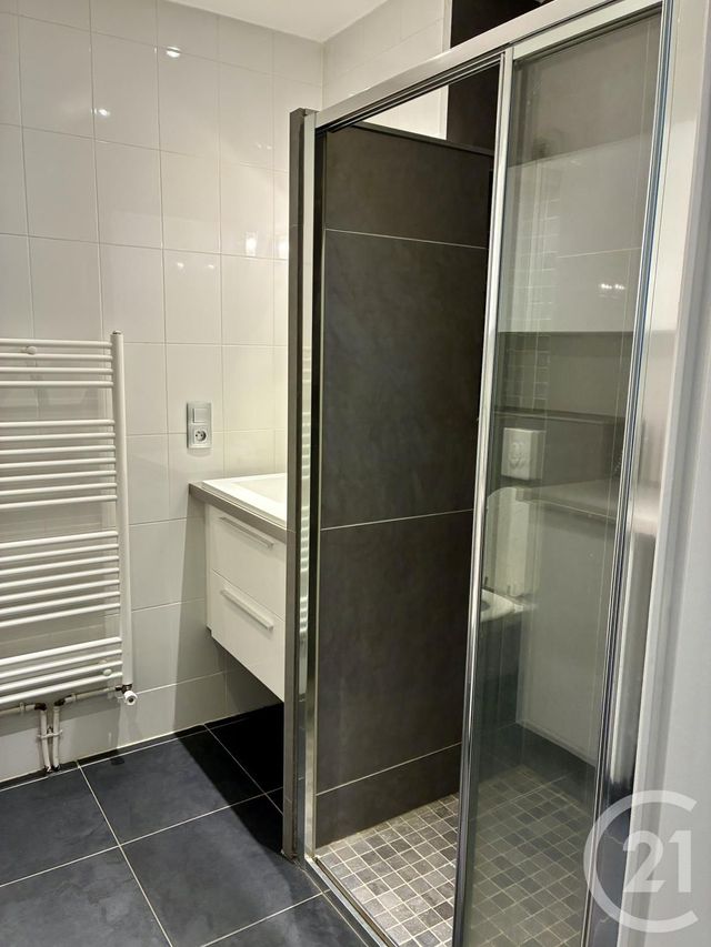 Appartement F3 à louer - 3 pièces - 61.3 m2 - BOISSY ST LEGER - 94 - ILE-DE-FRANCE - Century 21 Agence Du Morbras