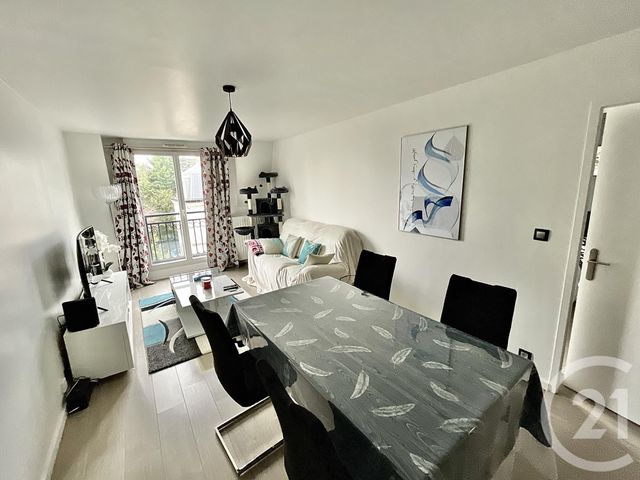 Appartement F3 à louer - 3 pièces - 61.3 m2 - BOISSY ST LEGER - 94 - ILE-DE-FRANCE - Century 21 Agence Du Morbras