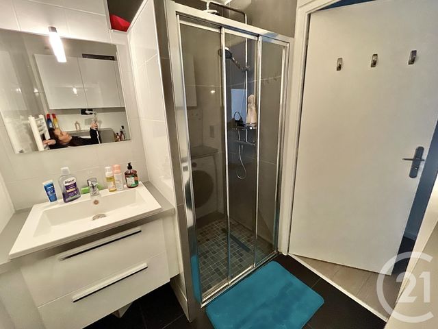 Appartement F3 à louer - 3 pièces - 61.3 m2 - BOISSY ST LEGER - 94 - ILE-DE-FRANCE - Century 21 Agence Du Morbras