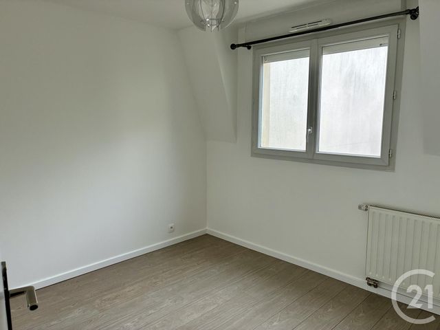 Appartement F3 à louer - 3 pièces - 61.3 m2 - BOISSY ST LEGER - 94 - ILE-DE-FRANCE - Century 21 Agence Du Morbras