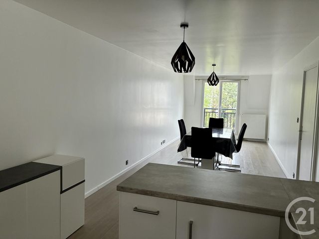 Appartement F3 à louer - 3 pièces - 61.3 m2 - BOISSY ST LEGER - 94 - ILE-DE-FRANCE - Century 21 Agence Du Morbras