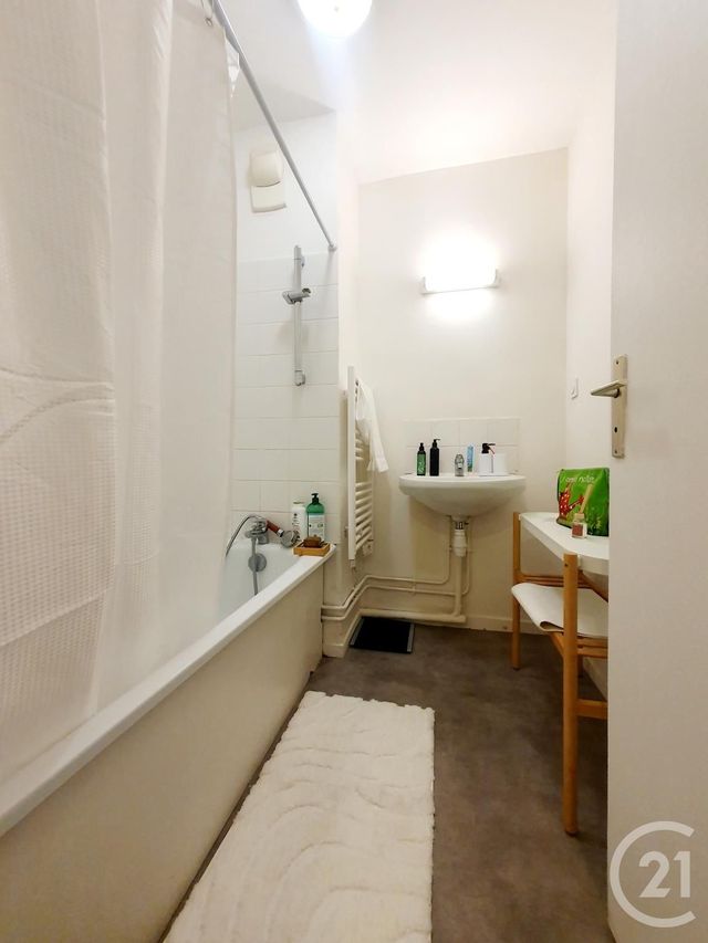 Appartement F2 à vendre - 2 pièces - 49.79 m2 - BOISSY ST LEGER - 94 - ILE-DE-FRANCE - Century 21 Agence Du Morbras