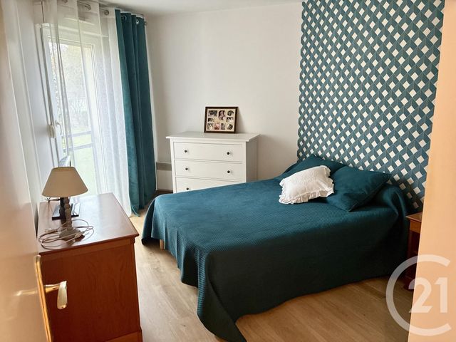 Appartement à vendre - 3 pièces - 70.11 m2 - BOISSY ST LEGER - 94 - ILE-DE-FRANCE - Century 21 Agence Du Morbras