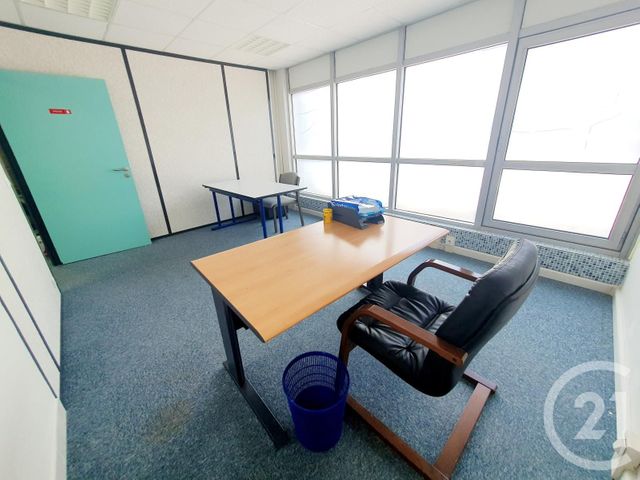 entreprise à louer - 15.36 m2 - BOISSY ST LEGER - 94 - ILE-DE-FRANCE - Century 21 Agence Du Morbras