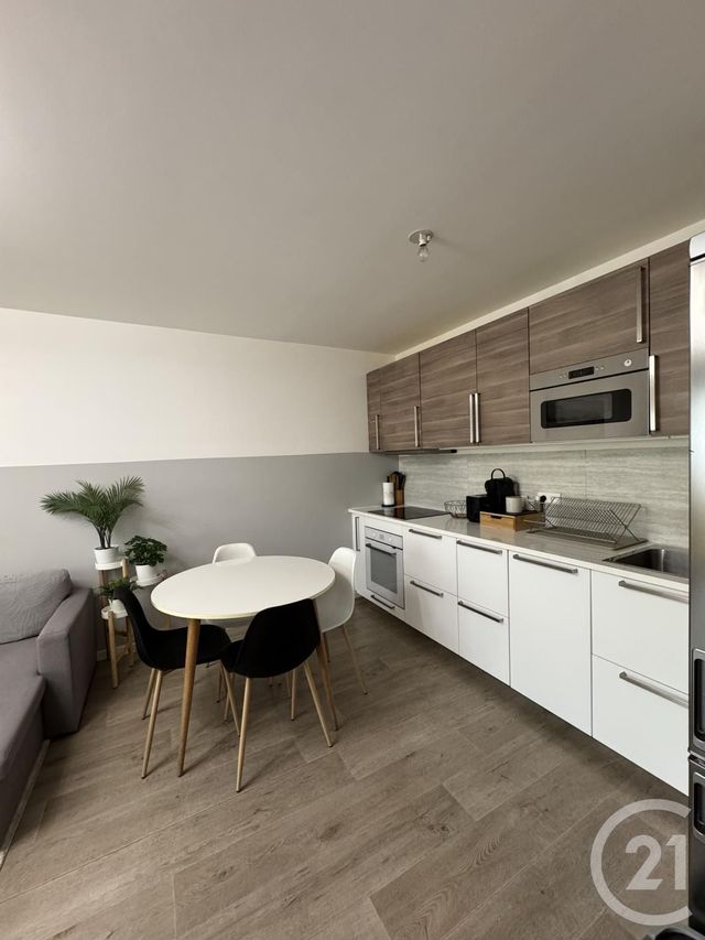 Appartement F3 à vendre - 3 pièces - 58.13 m2 - BOISSY ST LEGER - 94 - ILE-DE-FRANCE - Century 21 Agence Du Morbras