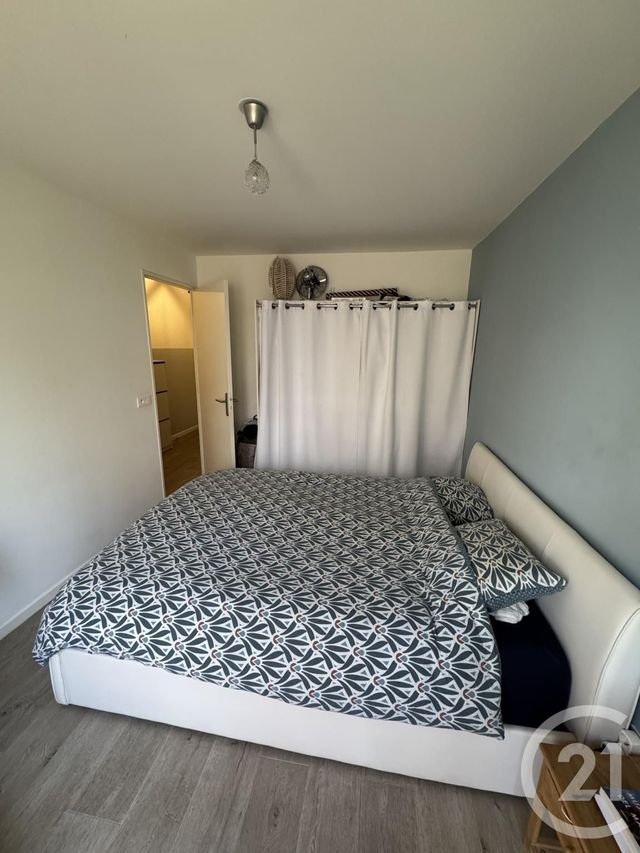 Appartement F3 à vendre - 3 pièces - 58.13 m2 - BOISSY ST LEGER - 94 - ILE-DE-FRANCE - Century 21 Agence Du Morbras