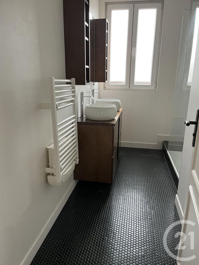 Appartement F4 à louer - 4 pièces - 81.37 m2 - LA VARENNE ST HILAIRE - 94 - ILE-DE-FRANCE - Century 21 Agence Du Morbras