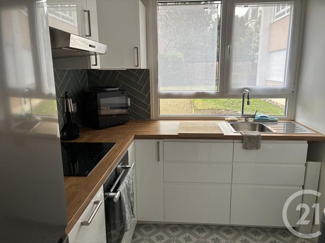 Appartement F3 à louer - 3 pièces - 58.0 m2 - ST MAUR DES FOSSES - 94 - ILE-DE-FRANCE - Century 21 Agence Du Morbras