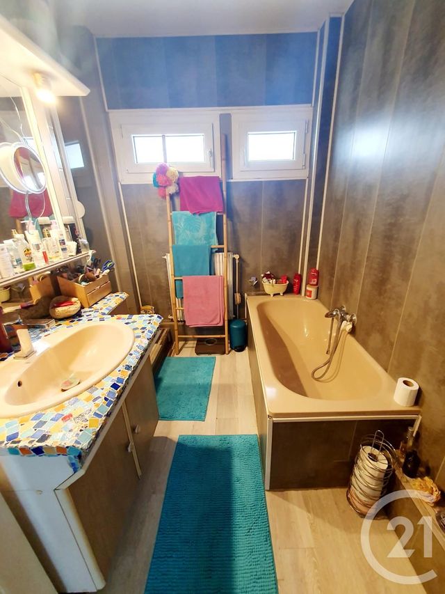 maison à vendre - 5 pièces - 94.81 m2 - LA QUEUE EN BRIE - 94 - ILE-DE-FRANCE - Century 21 Agence Du Morbras