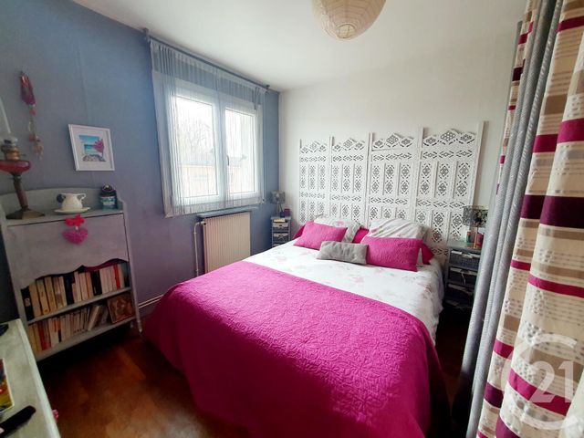 maison à vendre - 5 pièces - 94.81 m2 - LA QUEUE EN BRIE - 94 - ILE-DE-FRANCE - Century 21 Agence Du Morbras