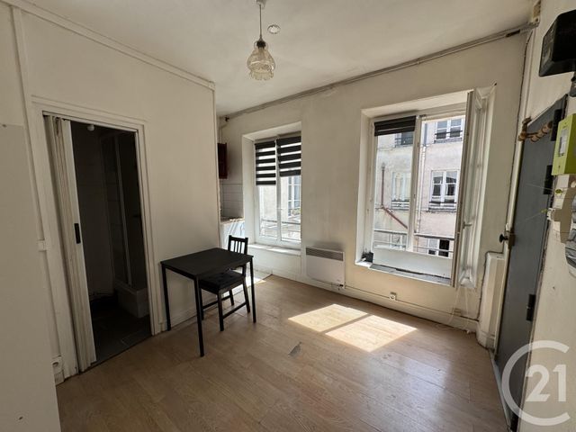 Appartement Chambre à vendre - 1 pièce - 12.68 m2 - PARIS - 75019 - ILE-DE-FRANCE - Century 21 Agence Du Morbras