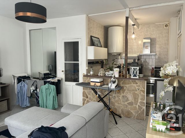 Appartement Studio à louer - 1 pièce - 28.45 m2 - BOISSY ST LEGER - 94 - ILE-DE-FRANCE - Century 21 Agence Du Morbras