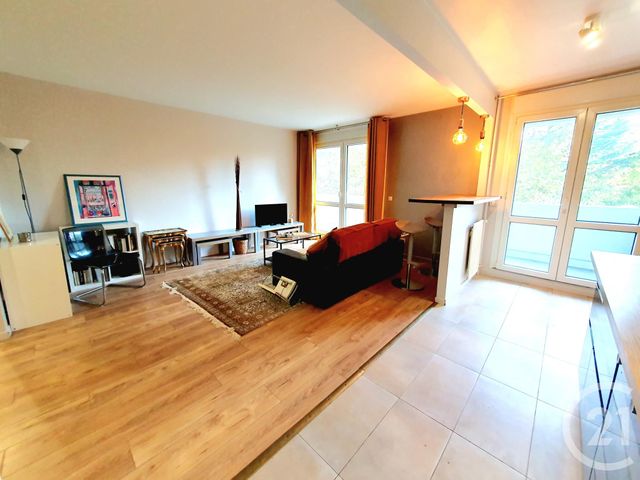 Appartement F2 à louer - 2 pièces - 49.34 m2 - BOISSY ST LEGER - 94 - ILE-DE-FRANCE - Century 21 Agence Du Morbras