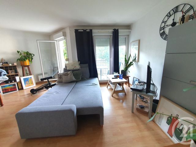 Appartement à louer - 2 pièces - 44.0 m2 - BOISSY ST LEGER - 94 - ILE-DE-FRANCE - Century 21 Agence Du Morbras