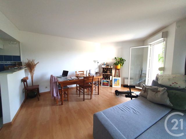 Appartement à louer - 2 pièces - 44.0 m2 - BOISSY ST LEGER - 94 - ILE-DE-FRANCE - Century 21 Agence Du Morbras