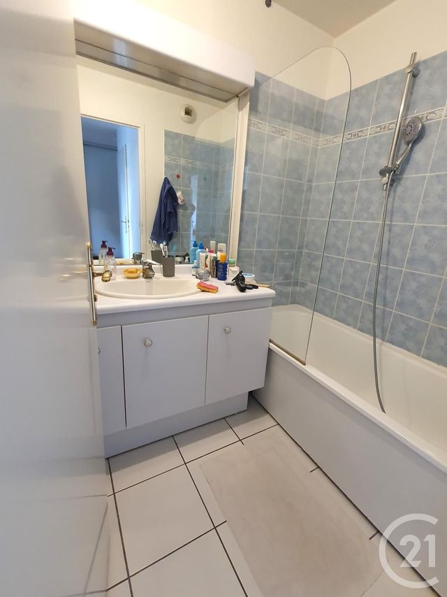 Appartement à louer - 2 pièces - 44.0 m2 - BOISSY ST LEGER - 94 - ILE-DE-FRANCE - Century 21 Agence Du Morbras