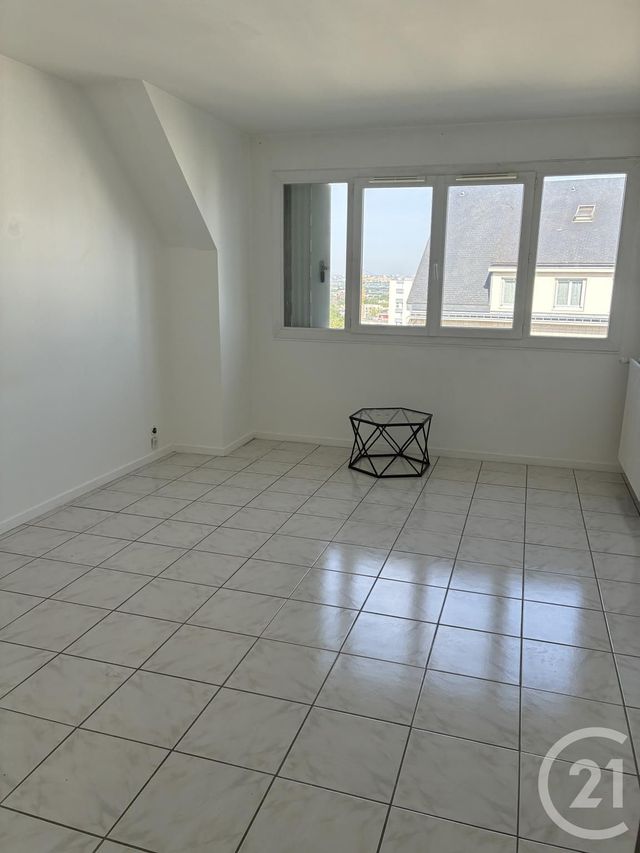 Appartement à louer - 2 pièces - 51.66 m2 - BOISSY ST LEGER - 94 - ILE-DE-FRANCE - Century 21 Agence Du Morbras
