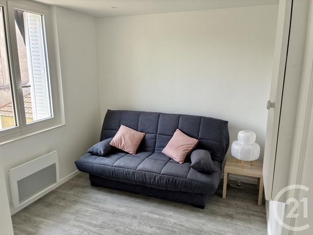 Appartement T1 à louer - 1 pièce - 19.0 m2 - SUCY EN BRIE - 94 - ILE-DE-FRANCE - Century 21 Agence Du Morbras