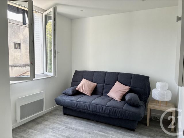 Appartement T1 à louer - 1 pièce - 19.0 m2 - SUCY EN BRIE - 94 - ILE-DE-FRANCE - Century 21 Agence Du Morbras
