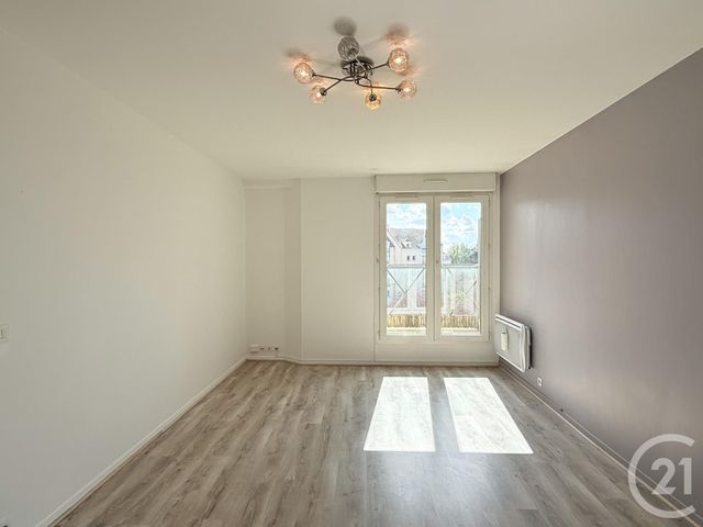 Appartement F2 à louer - 2 pièces - 45.56 m2 - SUCY EN BRIE - 94 - ILE-DE-FRANCE - Century 21 Agence Du Morbras