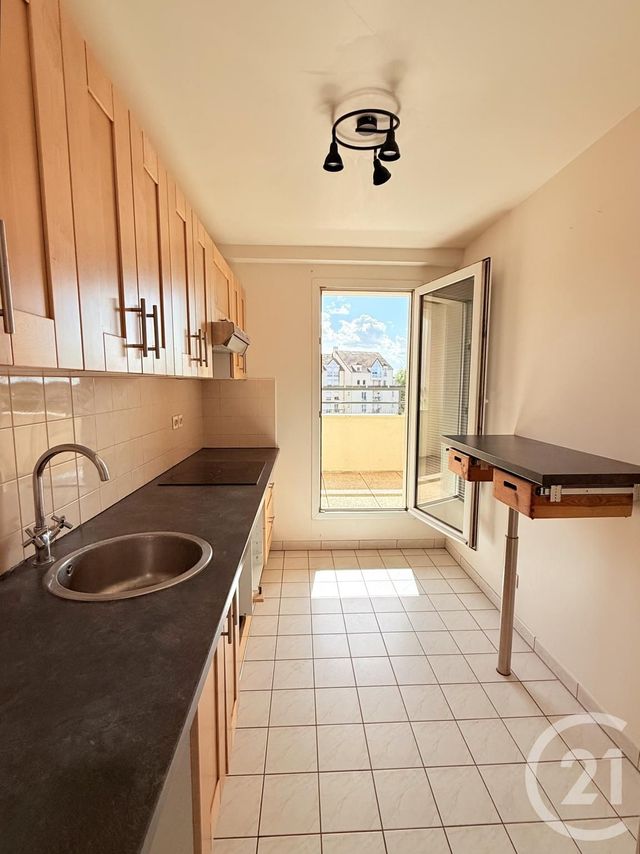 Appartement F2 à louer - 2 pièces - 45.56 m2 - SUCY EN BRIE - 94 - ILE-DE-FRANCE - Century 21 Agence Du Morbras