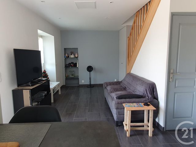 Appartement à louer - 3 pièces - 47.29 m2 - BOISSY ST LEGER - 94 - ILE-DE-FRANCE - Century 21 Agence Du Morbras