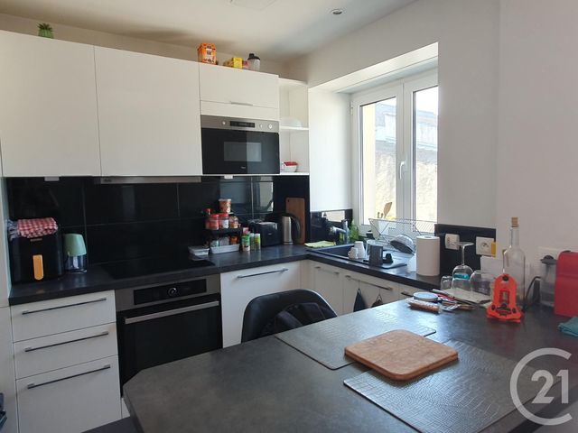 Appartement à louer - 3 pièces - 47.29 m2 - BOISSY ST LEGER - 94 - ILE-DE-FRANCE - Century 21 Agence Du Morbras