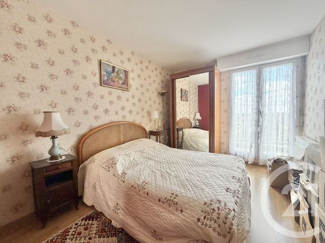 Appartement F4 à vendre - 4 pièces - 87.64 m2 - LE PLESSIS TREVISE - 94 - ILE-DE-FRANCE - Century 21 Agence Du Morbras