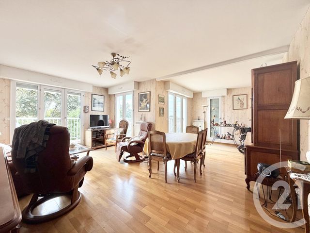 Appartement F4 à vendre - 4 pièces - 87.64 m2 - LE PLESSIS TREVISE - 94 - ILE-DE-FRANCE - Century 21 Agence Du Morbras