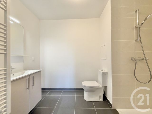 Appartement F2 à louer - 2 pièces - 43.5 m2 - SUCY EN BRIE - 94 - ILE-DE-FRANCE - Century 21 Agence Du Morbras