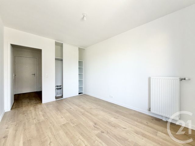 Appartement F2 à louer - 2 pièces - 43.5 m2 - SUCY EN BRIE - 94 - ILE-DE-FRANCE - Century 21 Agence Du Morbras