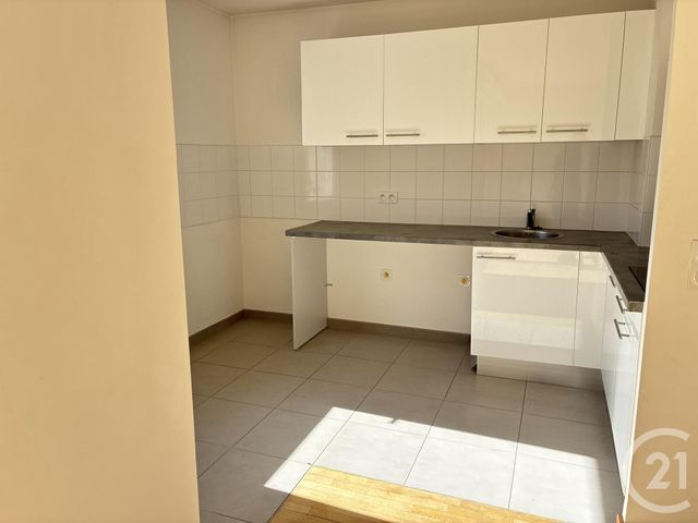 Appartement F2 à vendre - 2 pièces - 53.04 m2 - BOISSY ST LEGER - 94 - ILE-DE-FRANCE - Century 21 Agence Du Morbras