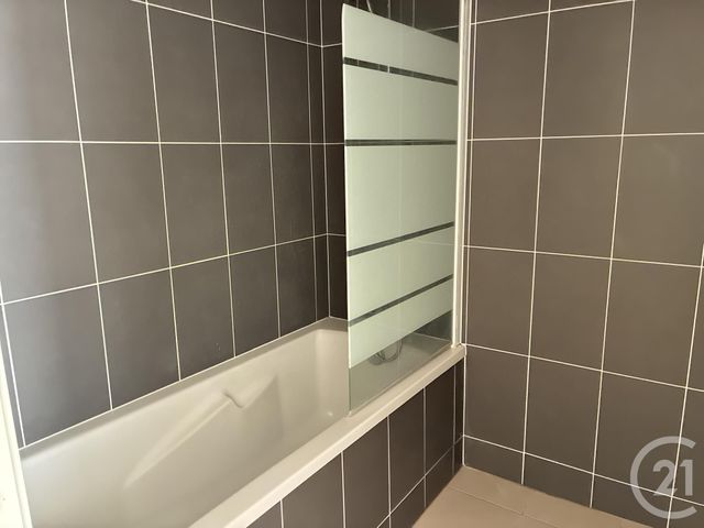 Appartement F2 à vendre - 2 pièces - 53.04 m2 - BOISSY ST LEGER - 94 - ILE-DE-FRANCE - Century 21 Agence Du Morbras