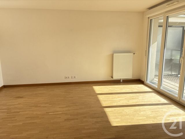 Appartement F2 à vendre - 2 pièces - 53.04 m2 - BOISSY ST LEGER - 94 - ILE-DE-FRANCE - Century 21 Agence Du Morbras