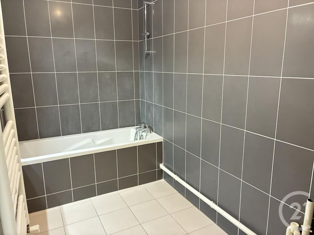 Appartement F3 à vendre - 3 pièces - 63.0 m2 - BOISSY ST LEGER - 94 - ILE-DE-FRANCE - Century 21 Agence Du Morbras