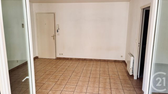 Appartement F1 à louer - 1 pièce - 26.47 m2 - BOISSY ST LEGER - 94 - ILE-DE-FRANCE - Century 21 Agence Du Morbras